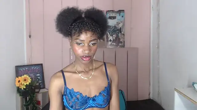 charlothcameronrs707 online show from May 11, 2026, 11:49 am