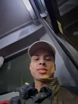 Eros lee online show from March 11, 2026, 3:45 am