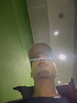 Eros lee online show from March 18, 2026, 8:56 pm