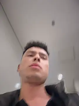 Eros lee online show from March 25, 2026, 6:58 pm