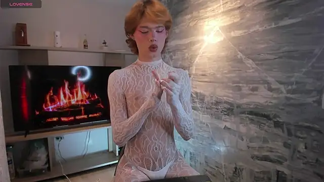 AngelDoll 1 online show from July 8, 2026, 4:33 pm
