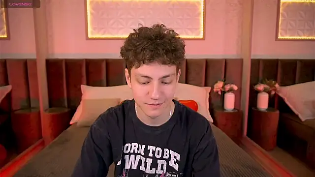 StefanBev online show from February 20, 2026, 7:58 pm