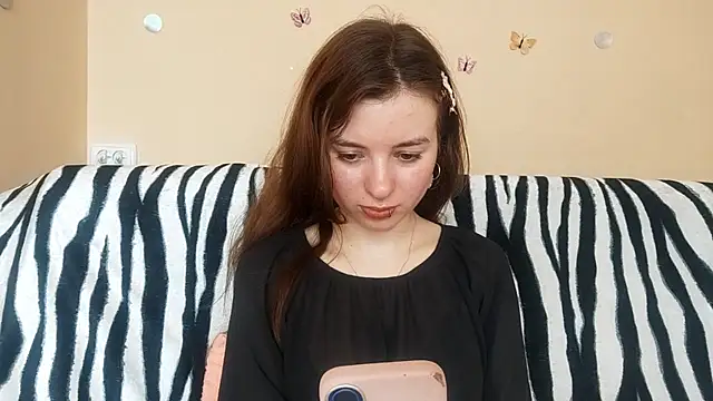 LanitaHemple online show from June 17, 2026, 7:22 am