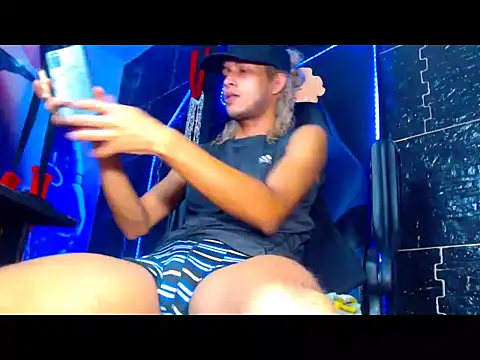 Snapshot of dylan_desire chatting on July 18, 2026, 7:28 pm dylan desire online show from July 18, 2026, 7:28 pm