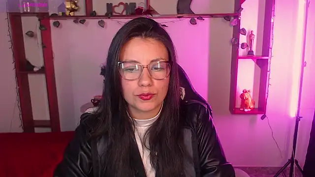 Snapshot of QueenRose94 chatting on March 27, 2026, 1:11 pm QueenRose94 online show from March 27, 2026, 1:11 pm