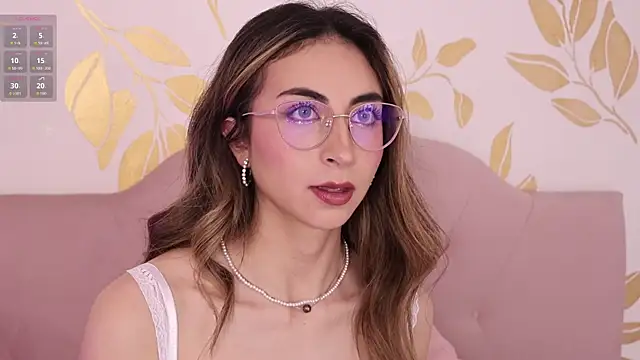 Snapshot of EmmaClark__ chatting on March 6, 2026, 8:16 pm EmmaClark online show from March 6, 2026, 8:16 pm