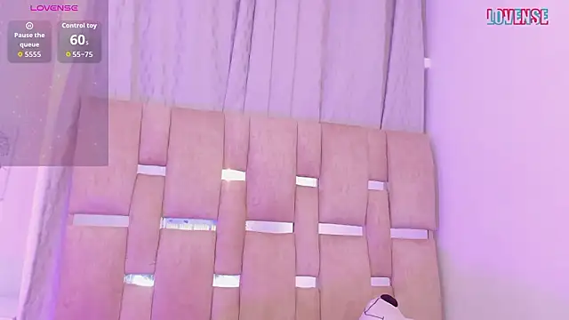 ValentiinaMoon online show from March 8, 2026, 2:04 am