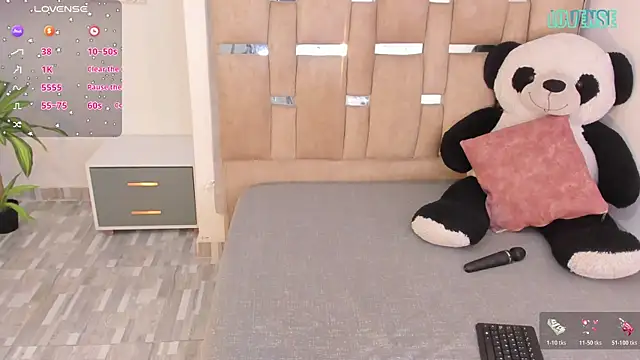 ValentiinaMoon online show from March 28, 2026, 8:08 pm