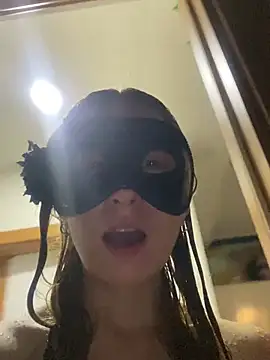 Snapshot of seluna_baby chatting on March 5, 2026, 8:05 pm seluna baby online show from March 5, 2026, 8:05 pm