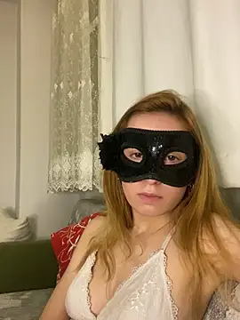 Snapshot of seluna_baby chatting on March 10, 2026, 8:14 pm seluna baby online show from March 10, 2026, 8:14 pm