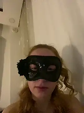 Snapshot of seluna_baby chatting on March 20, 2026, 5:29 pm seluna baby online show from March 20, 2026, 5:29 pm