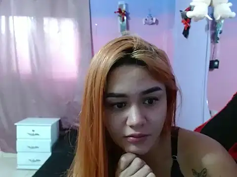 Cute-rouss online show from February 18, 2026, 8:49 pm