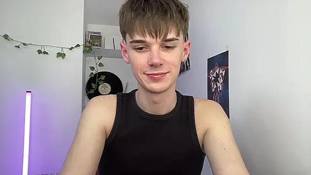 YourMilkyGuy online show from May 11, 2026, 3:18 pm