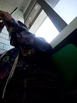 Snapshot of Fit_valkiria chatting on March 10, 2026, 12:43 pm Fit valkiria online show from March 10, 2026, 12:43 pm