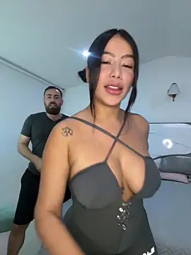 Snapshot of hotcouplexx1 chatting on February 19, 2026, 7:43 pm hotcouplexx1 online show from February 19, 2026, 7:43 pm