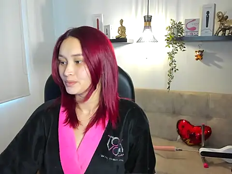 Snapshot of naomy_stanley chatting on May 8, 2026, 10:04 pm naomy stanley online show from May 8, 2026, 10:04 pm