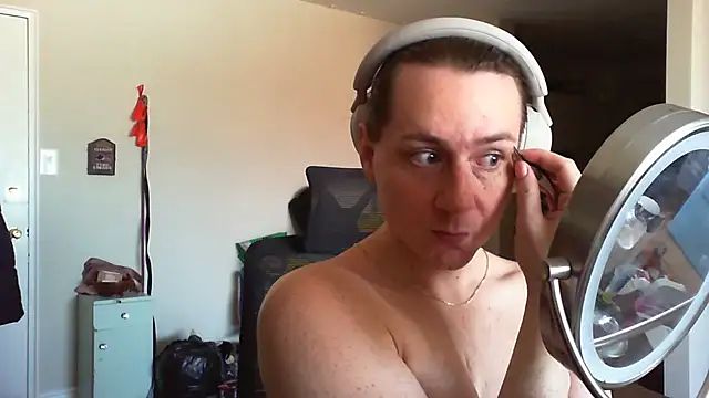 Snapshot of SpaceyLacey chatting on April 8, 2026, 1:33 pm SpaceyLacey online show from April 8, 2026, 1:33 pm