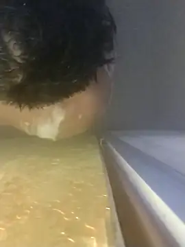 Snapshot of Flakotte chatting on April 13, 2026, 4:29 am Flakotte online show from April 13, 2026, 4:29 am