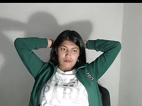 Snapshot of peytonbrunette chatting on March 27, 2026, 8:26 am peytonbrunette online show from March 27, 2026, 8:26 am