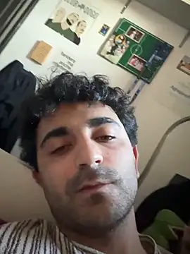 elia2711 online show from February 11, 2026, 4:01 pm