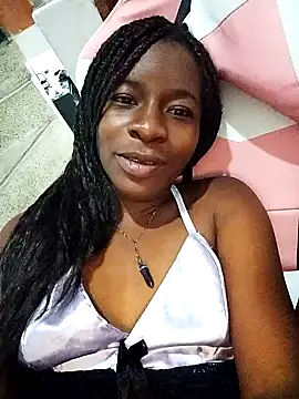 -hotebony online show from May 1, 2026, 2:32 pm