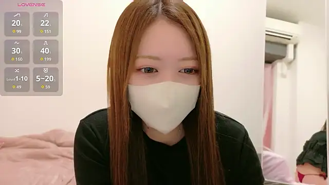 mei  27 online show from May 6, 2026, 2:11 pm