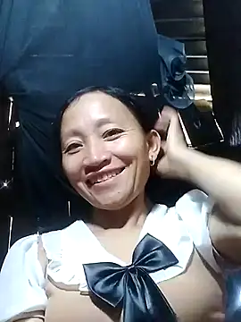 Snapshot of Linka998 chatting on March 10, 2026, 7:13 am Linka998 online show from March 10, 2026, 7:13 am