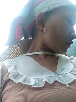 Snapshot of Linka998 chatting on March 20, 2026, 8:19 am Linka998 online show from March 20, 2026, 8:19 am