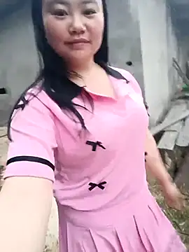 lisn-cute online show from February 22, 2026, 11:47 pm