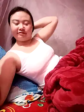 lisn-cute online show from April 27, 2026, 2:31 am