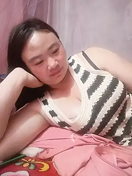 lisn-cute online show from May 21, 2026, 1:29 pm