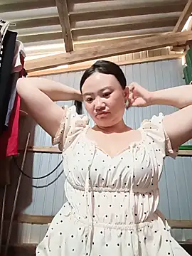 lisn-cute online show from May 25, 2026, 6:30 am