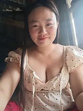 lisn-cute online show from June 22, 2026, 1:07 am