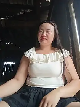 lisn-cute online show from June 29, 2026, 1:12 am