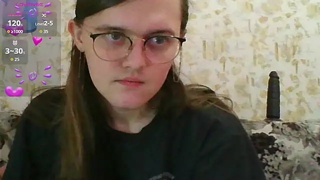 Mia Radiant online show from February 7, 2026, 9:57 am