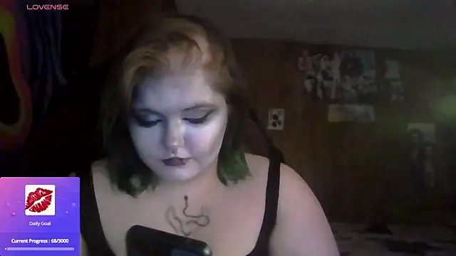 Snapshot of thatskarma chatting on May 5, 2026, 4:31 am thatskarma online show from May 5, 2026, 4:31 am