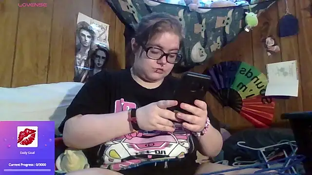 Snapshot of thatskarma chatting on May 21, 2026, 7:04 am thatskarma online show from May 21, 2026, 7:04 am