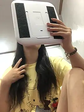 Snapshot of cuty_lusy chatting on March 21, 2026, 5:01 am cuty lusy online show from March 21, 2026, 5:01 am