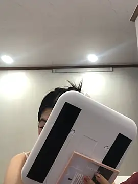 Snapshot of cuty_lusy chatting on March 26, 2026, 1:44 am cuty lusy online show from March 26, 2026, 1:44 am