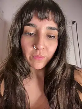 Snapshot of Latinaelisa chatting on June 27, 2026, 4:50 am Latinaelisa online show from June 27, 2026, 4:50 am