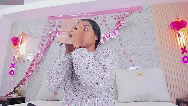 eva lain online show from February 14, 2026, 11:18 am