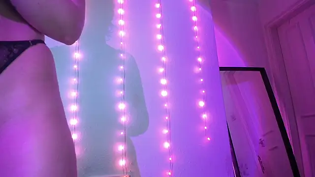 Freja Fantasy online show from February 22, 2026, 12:15 pm