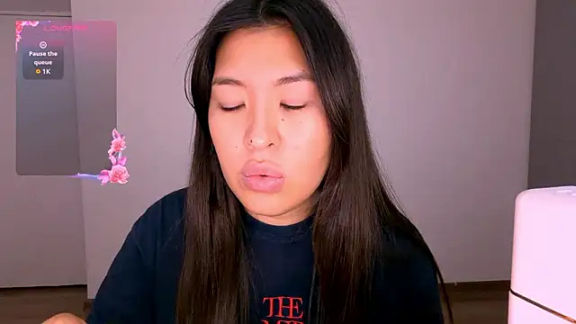 Snapshot of AdelShah chatting on February 11, 2026, 2:00 pm AdelShah online show from February 11, 2026, 2:00 pm