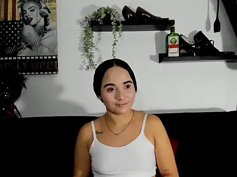  zara rosse online show from April 12, 2026, 9:09 pm