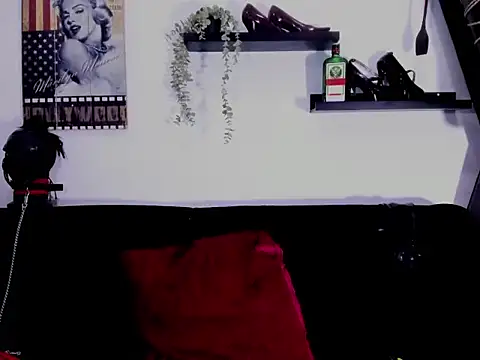  zara rosse online show from April 15, 2026, 9:16 am