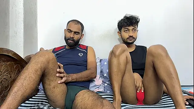 Snapshot of DesiDaddyandSon chatting on June 19, 2026, 2:49 am DesiDaddyandSon online show from June 19, 2026, 2:49 am