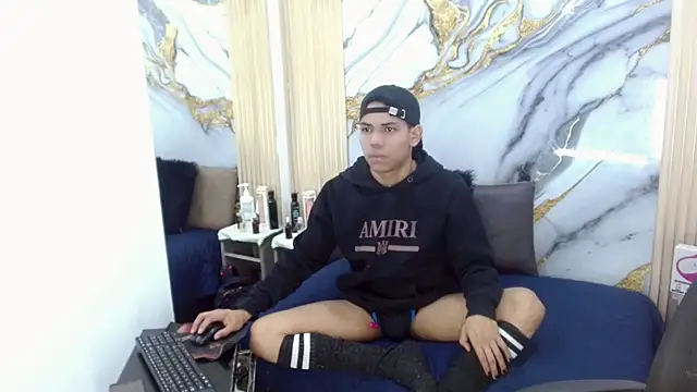DaviidBuckx  online show from June 23, 2026, 2:31 am