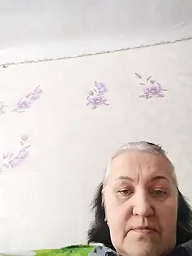 Snapshot of ViolaStar75 chatting on February 20, 2026, 9:10 am ViolaStar75 online show from February 20, 2026, 9:10 am