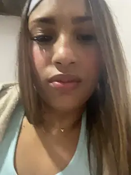 AlejandraBrewer online show from February 9, 2026, 12:25 am