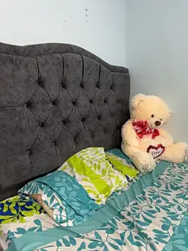 two cam latin online show from March 13, 2026, 3:24 am